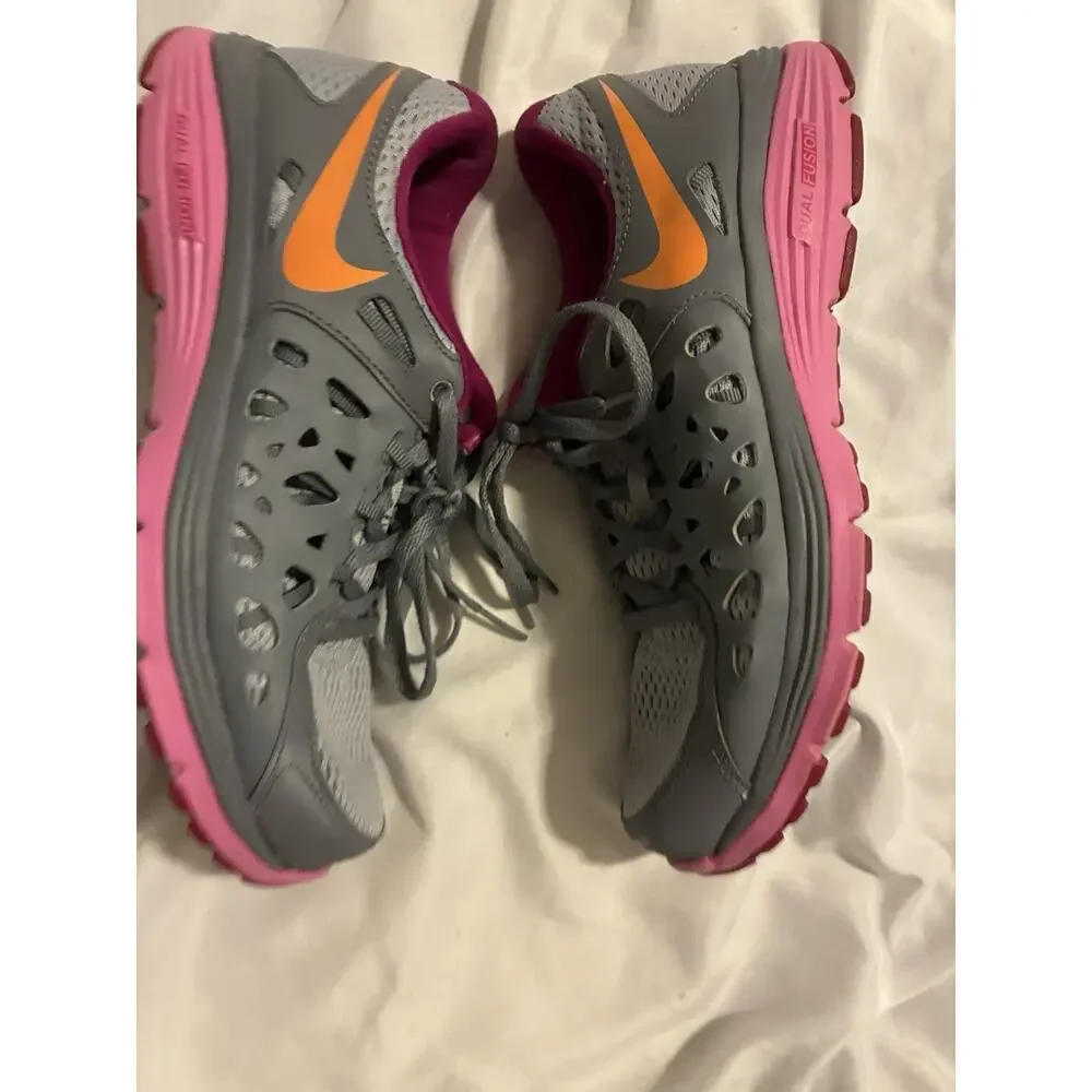Nike Women's Dual Fusion Run Sneakers